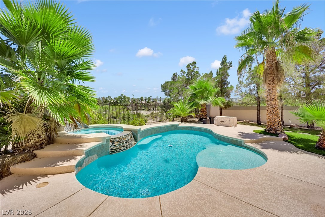 49 Chateau Whistler Court Las Vegas NV 89148