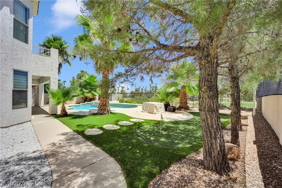 49 Chateau Whistler Court Las Vegas NV 89148