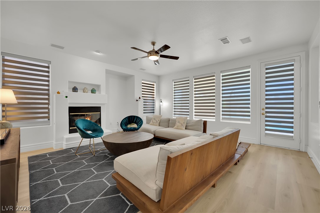 49 Chateau Whistler Court Las Vegas NV 89148