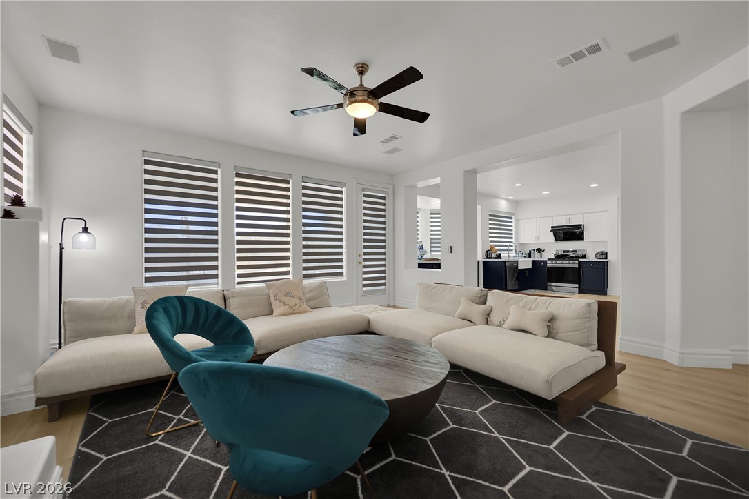 49 Chateau Whistler Court Las Vegas NV 89148