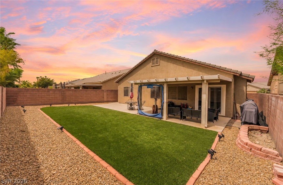5949 Pavilion Lakes Avenue Las Vegas NV 89122