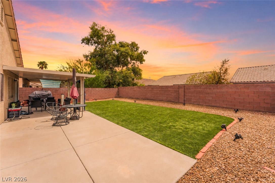 5949 Pavilion Lakes Avenue Las Vegas NV 89122