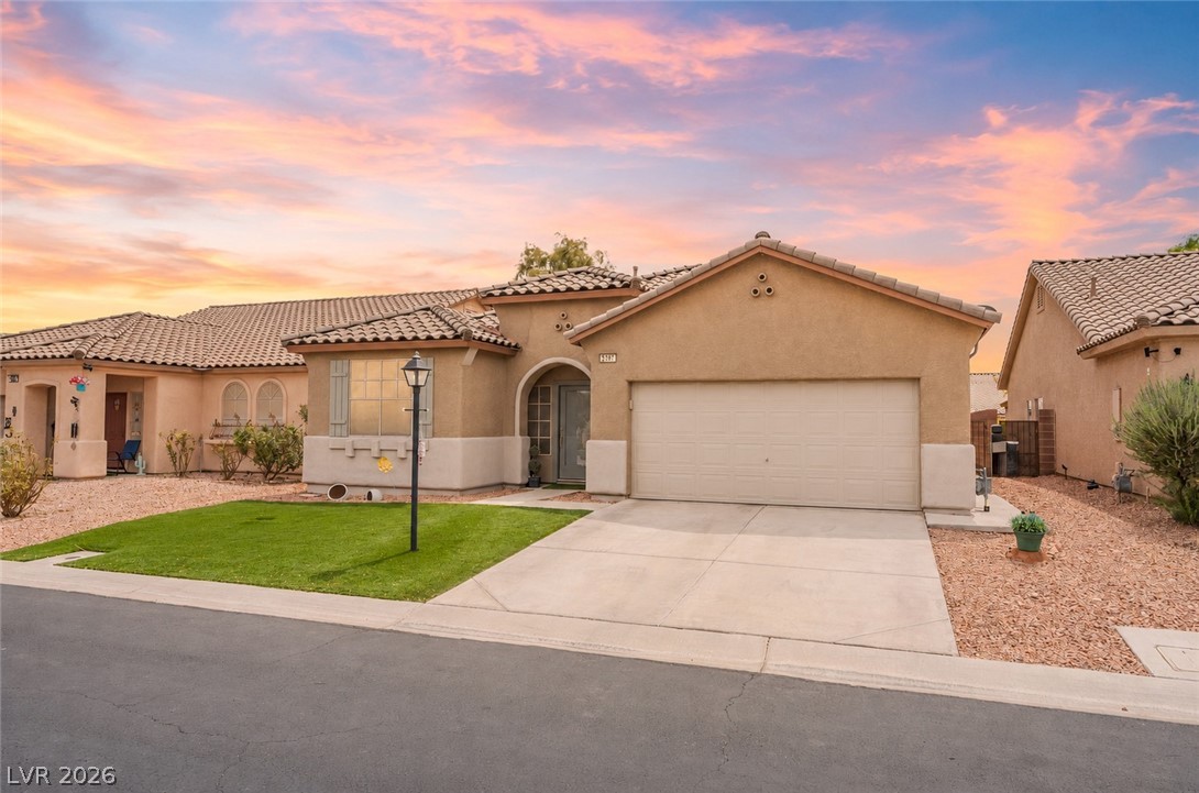 5949 Pavilion Lakes Avenue Las Vegas NV 89122