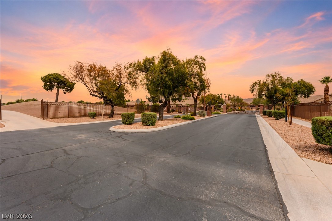 5949 Pavilion Lakes Avenue Las Vegas NV 89122