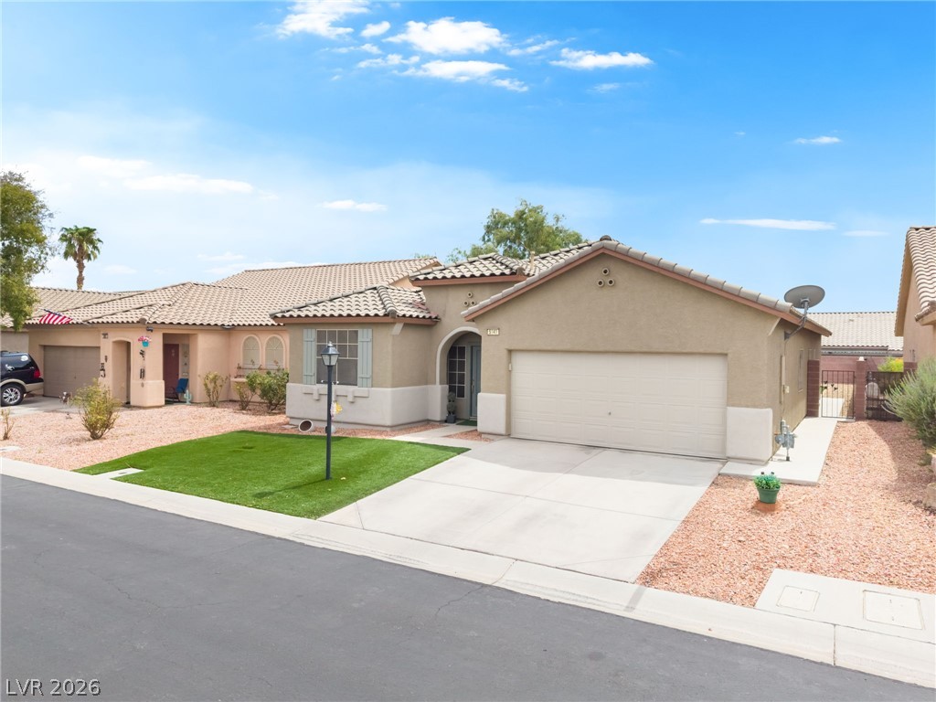 5949 Pavilion Lakes Avenue Las Vegas NV 89122