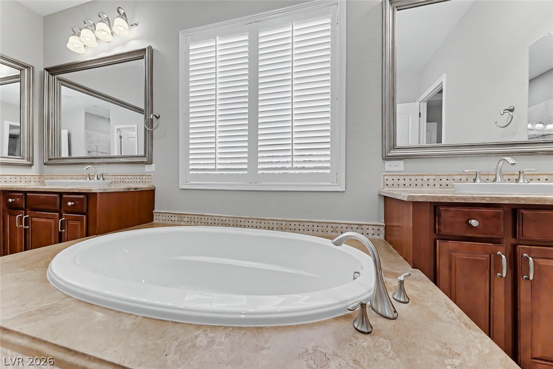 2908 Grande Arch Street Henderson NV 89044