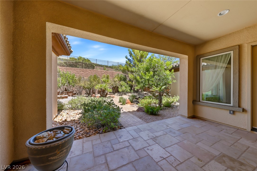 2908 Grande Arch Street Henderson NV 89044