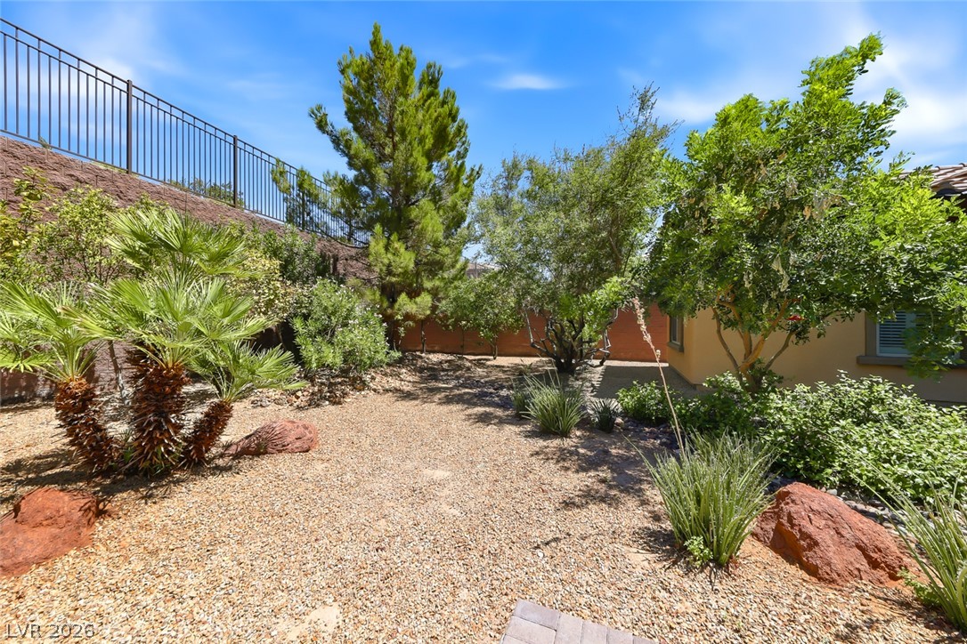 2908 Grande Arch Street Henderson NV 89044