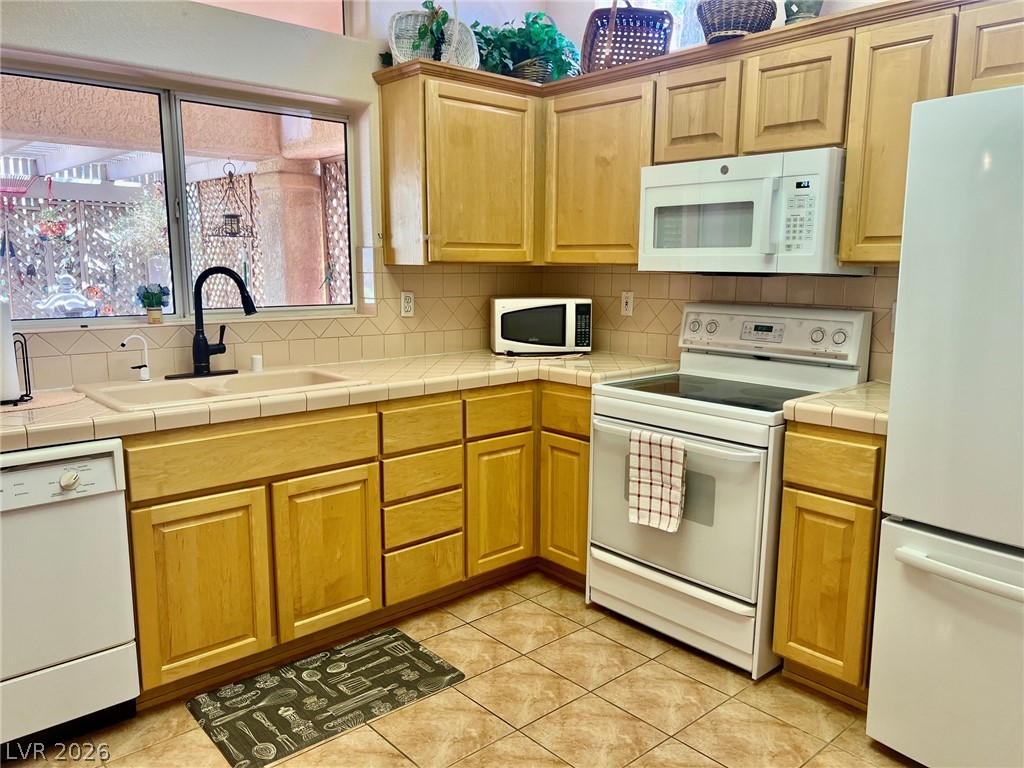 2712 Crown Ridge Drive Las Vegas NV 89134
