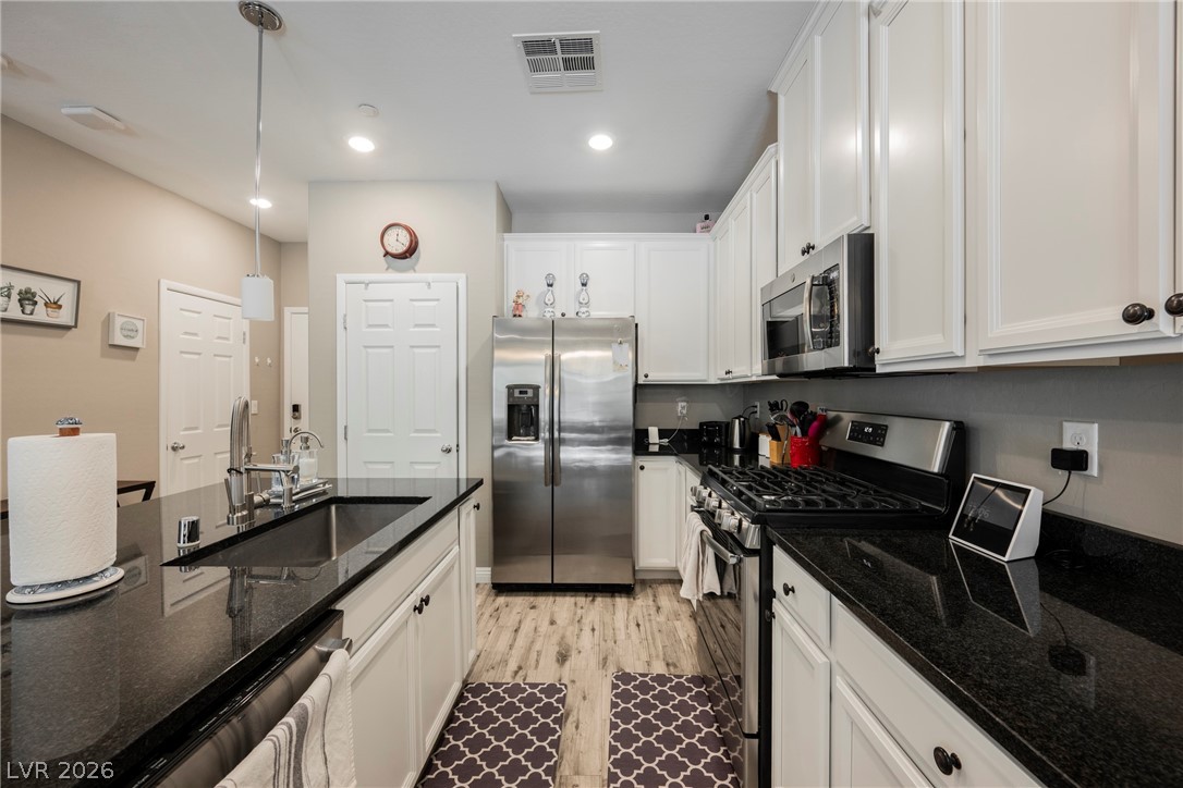 8469 Insignia Avenue 104 Las Vegas NV 89178