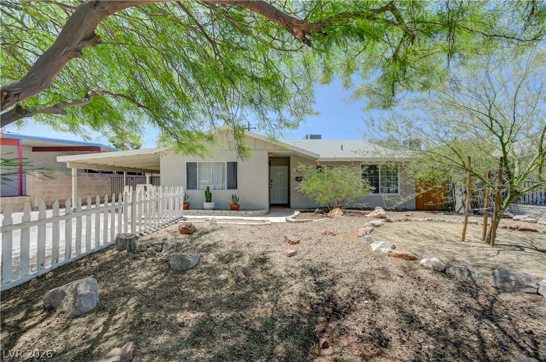 849 Center Street Henderson NV 89015
