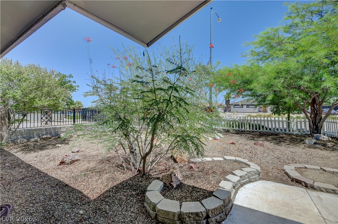 849 Center Street Henderson NV 89015
