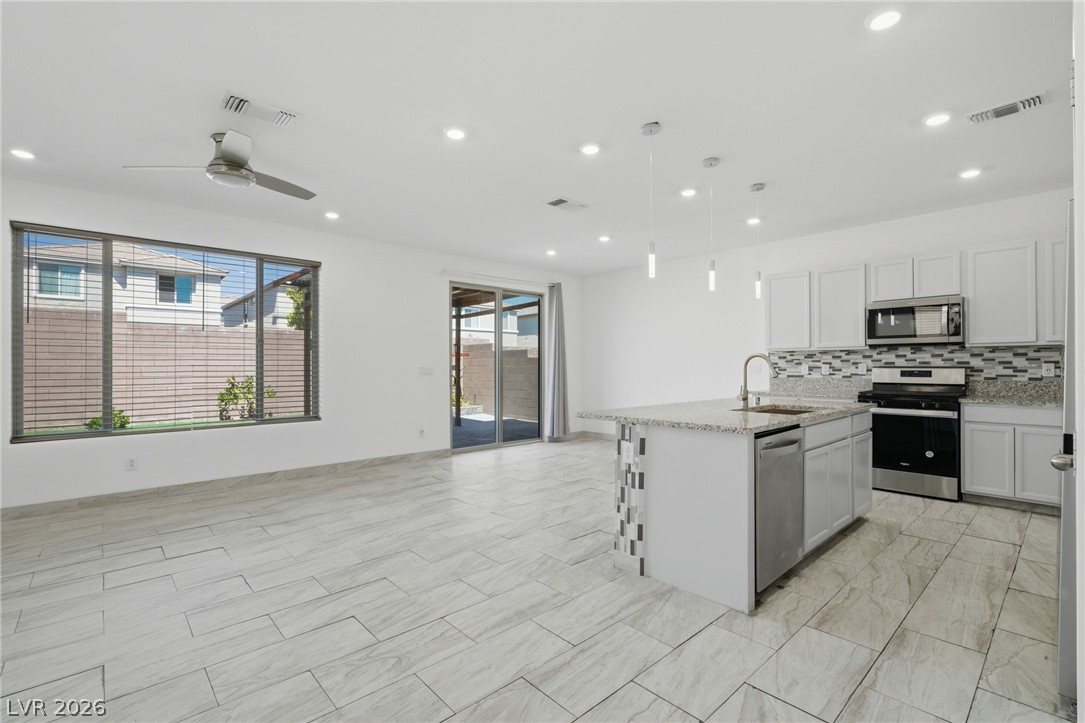 8025 Texas Hills Street Las Vegas NV 89113