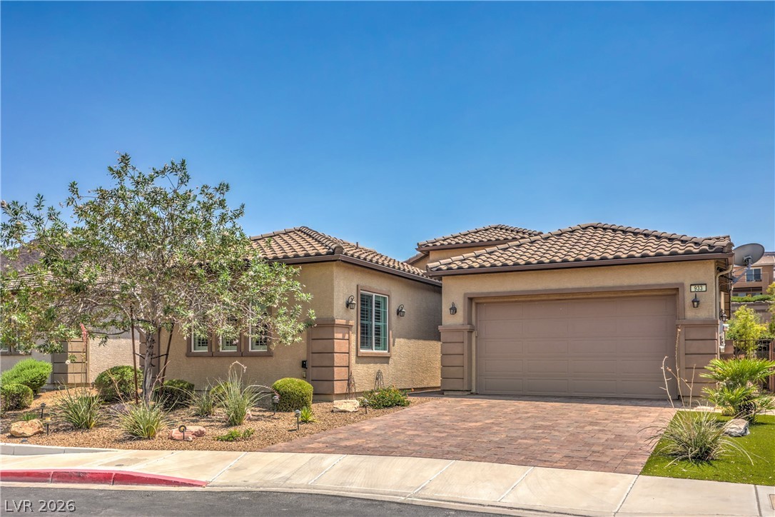 933 Everest Peak Avenue Henderson NV 89012