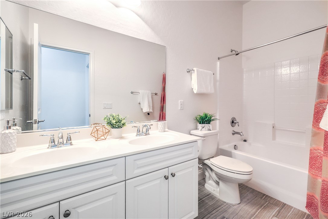 933 Everest Peak Avenue Henderson NV 89012