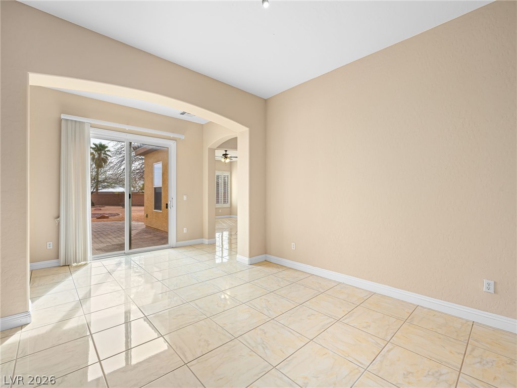 6982 Mirkwood Avenue Las Vegas NV 89178