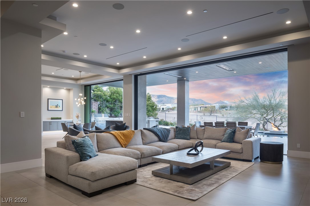 8 Sun Glow Lane Las Vegas NV 89135