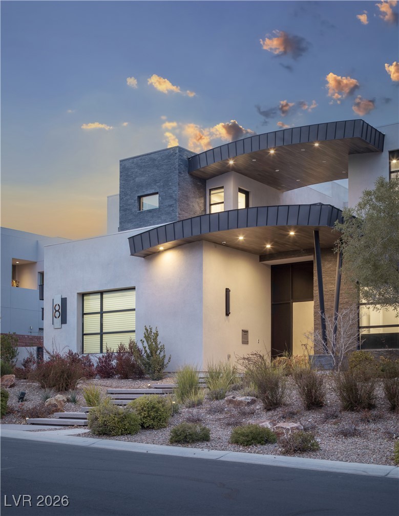 8 Sun Glow Lane Las Vegas NV 89135
