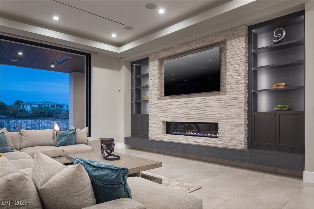 8 Sun Glow Lane Las Vegas NV 89135