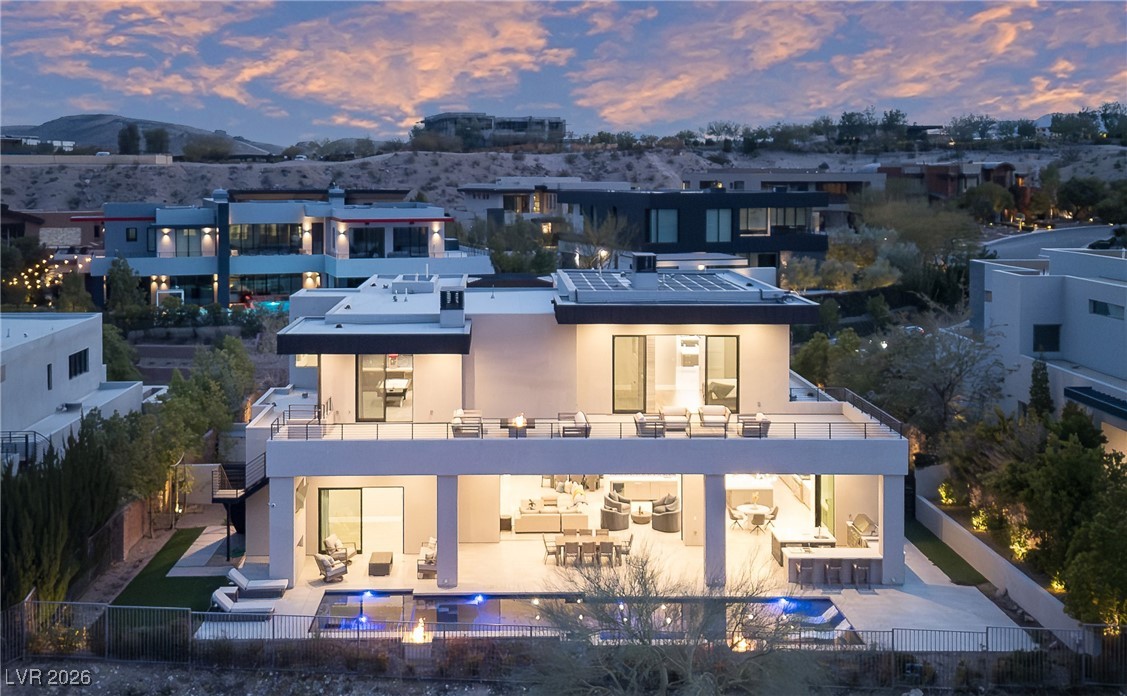 8 Sun Glow Lane Las Vegas NV 89135