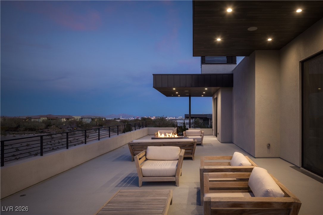 8 Sun Glow Lane Las Vegas NV 89135