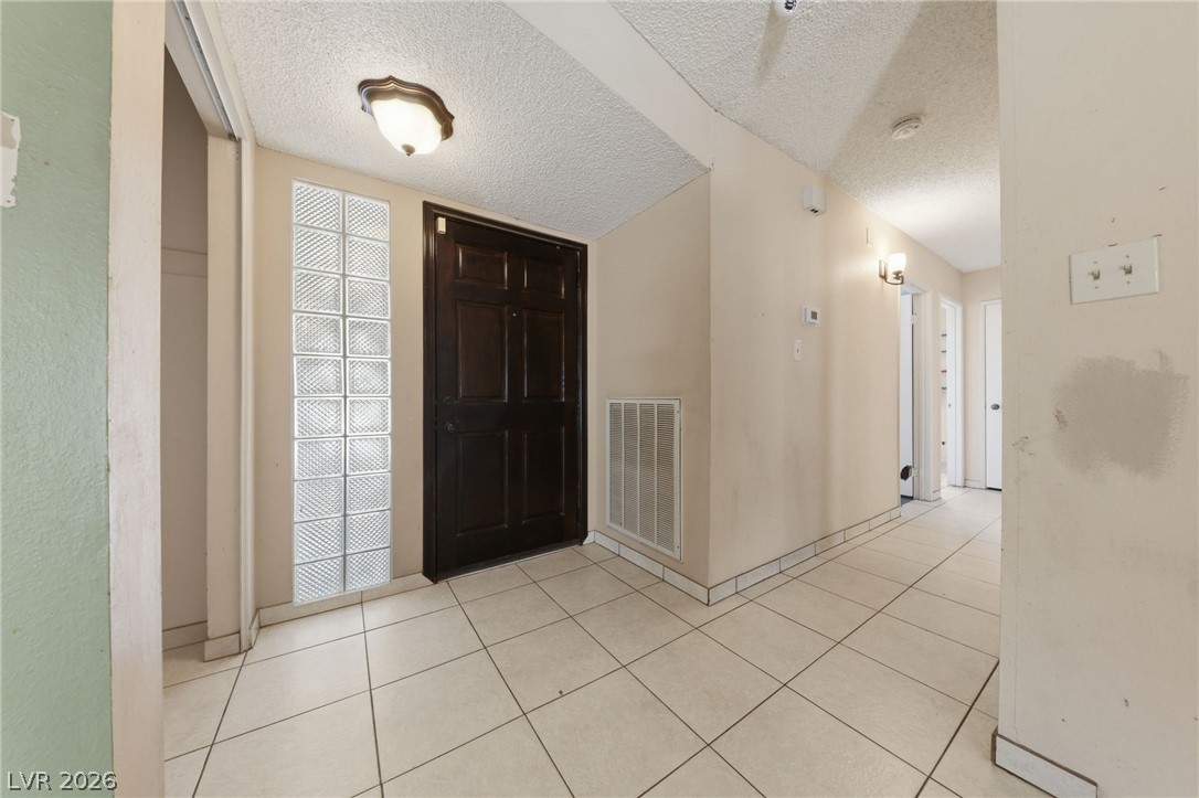 5194 Merrill Circle Las Vegas NV 89120