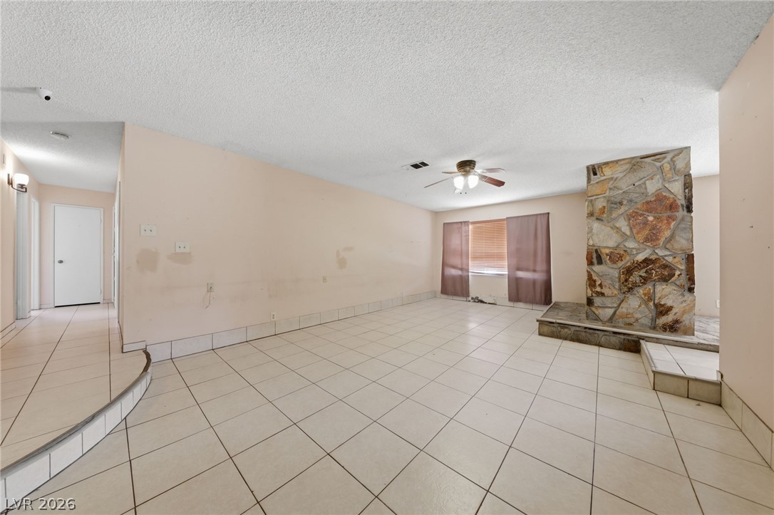 5194 Merrill Circle Las Vegas NV 89120