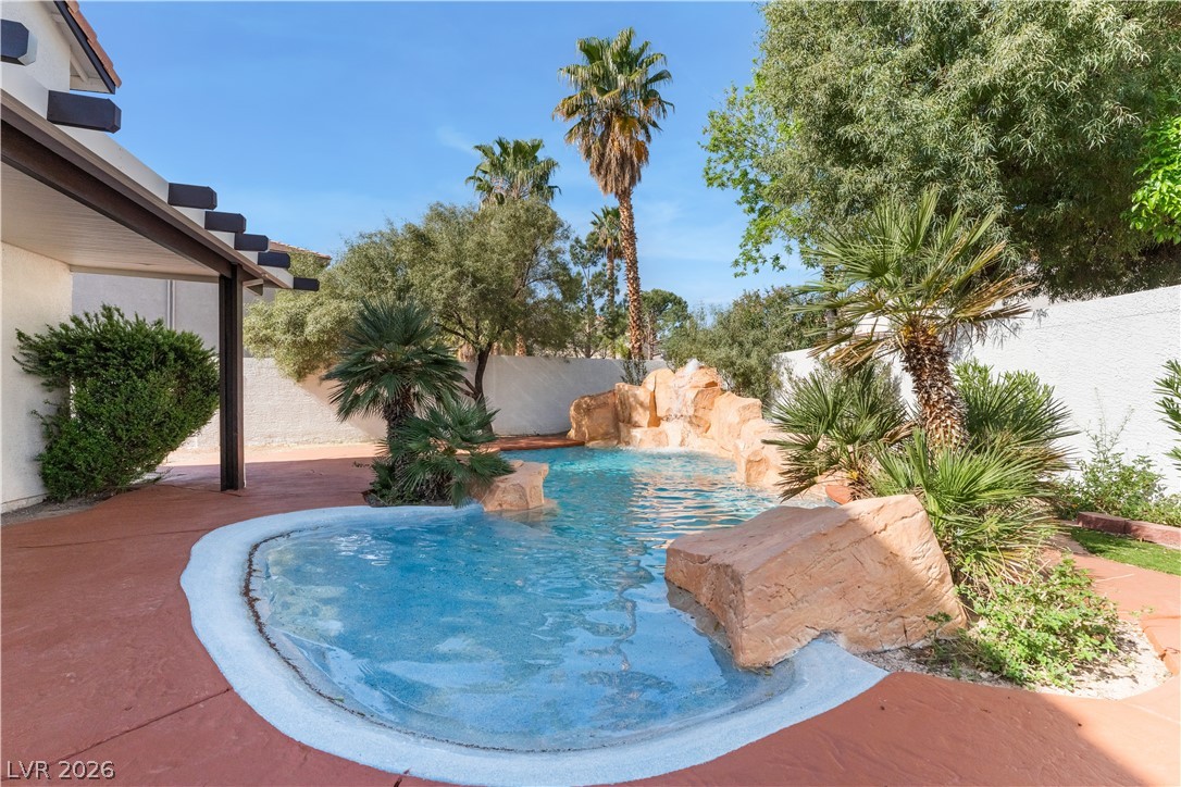 8640 Copper Ridge Avenue Las Vegas NV 89129