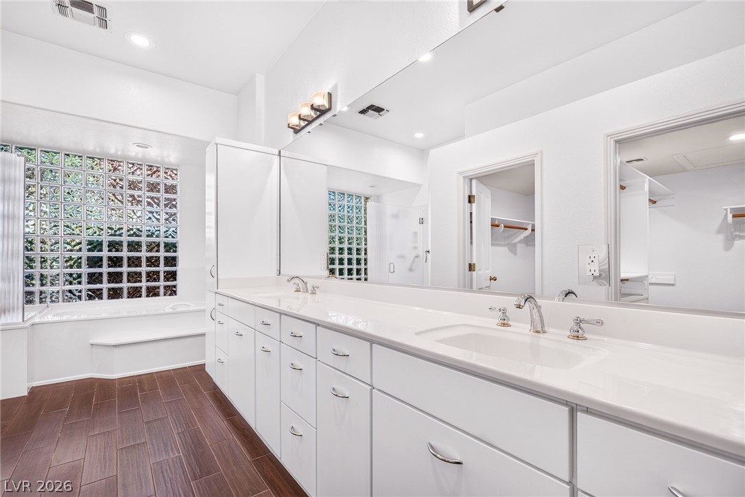 8325 Turtle Creek Circle Las Vegas NV 89113