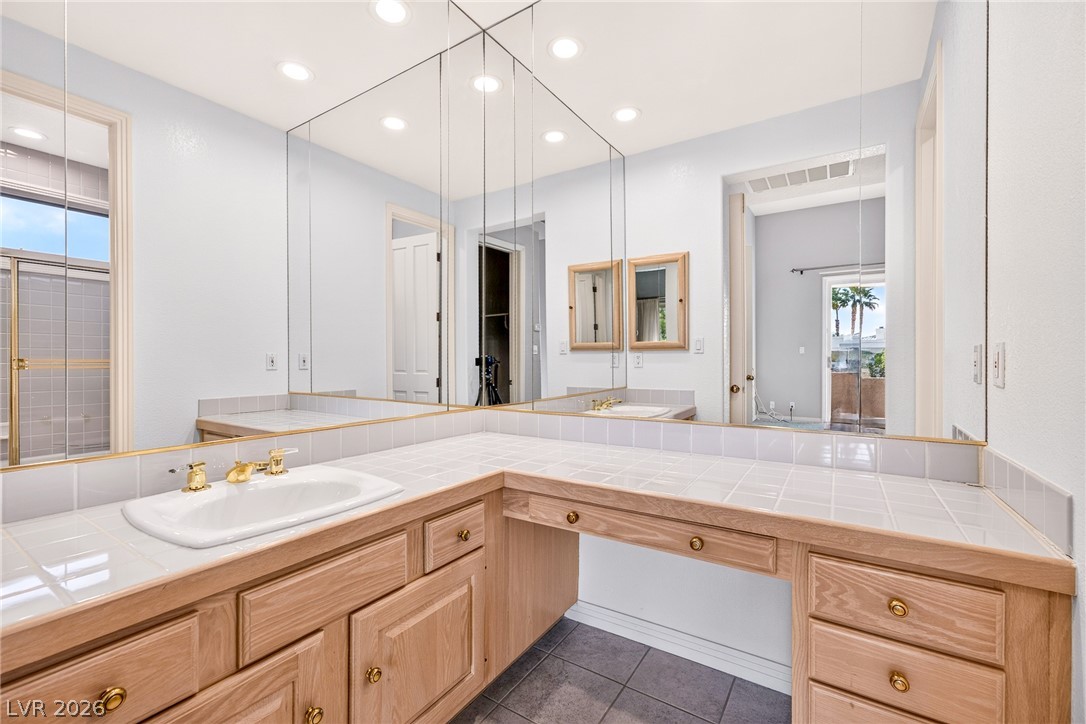 8325 Turtle Creek Circle Las Vegas NV 89113