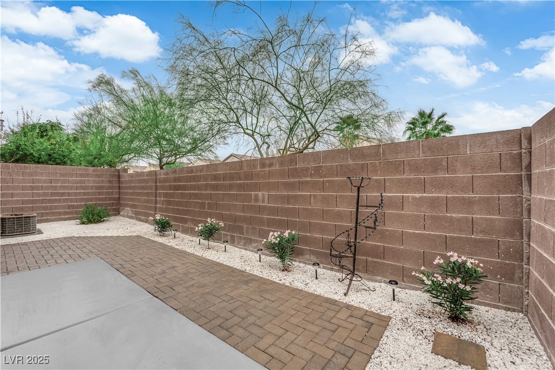 7445 Ringquist Street Las Vegas NV 89148