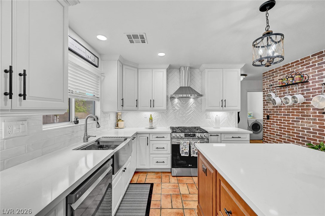 5926 Gingham Street North Las Vegas NV 89031