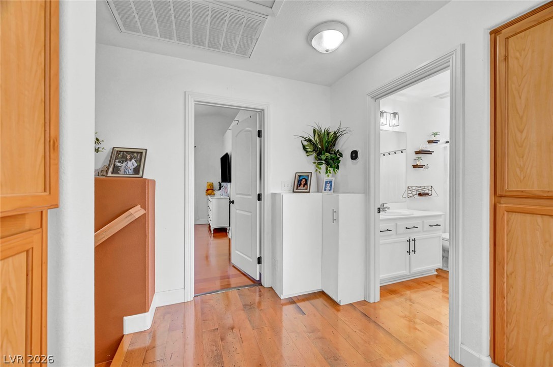 5926 Gingham Street North Las Vegas NV 89031
