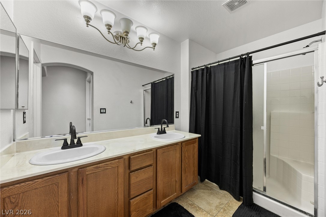 6880 Silver Eagle Avenue Las Vegas NV 89122