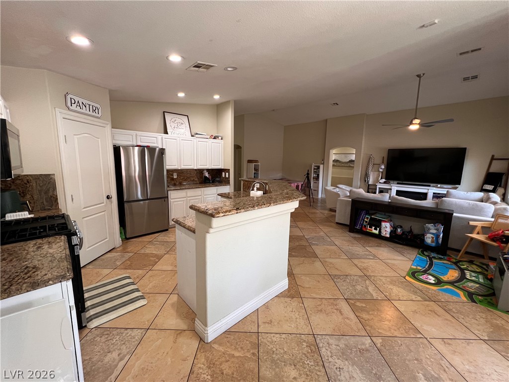 6405 Raptor Court North Las Vegas NV 89084