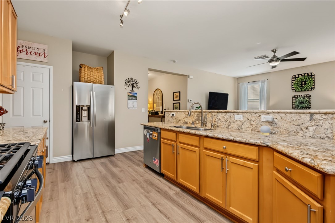9182 Parkstone Avenue Las Vegas NV 89178