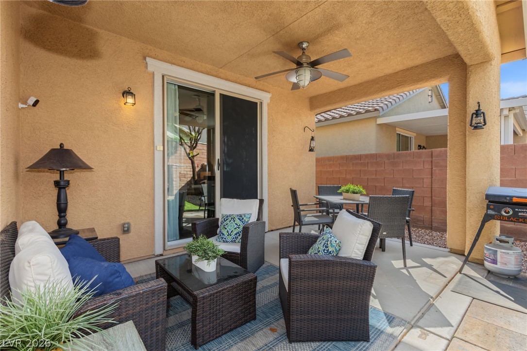 9182 Parkstone Avenue Las Vegas NV 89178