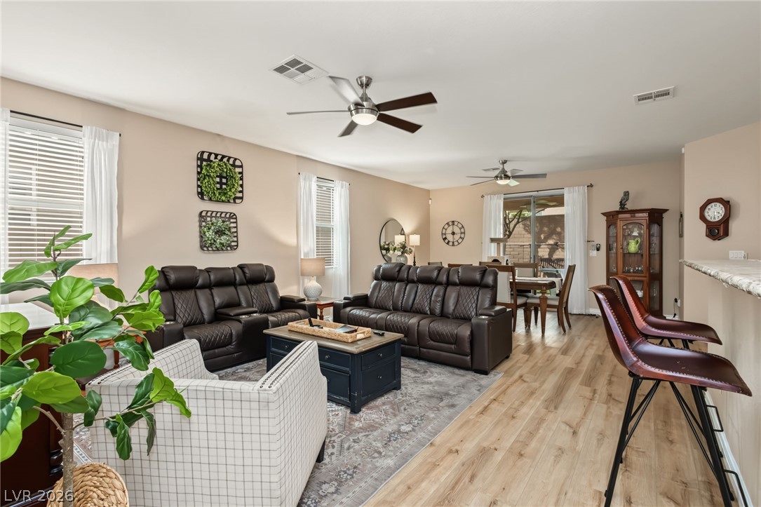 9182 Parkstone Avenue Las Vegas NV 89178