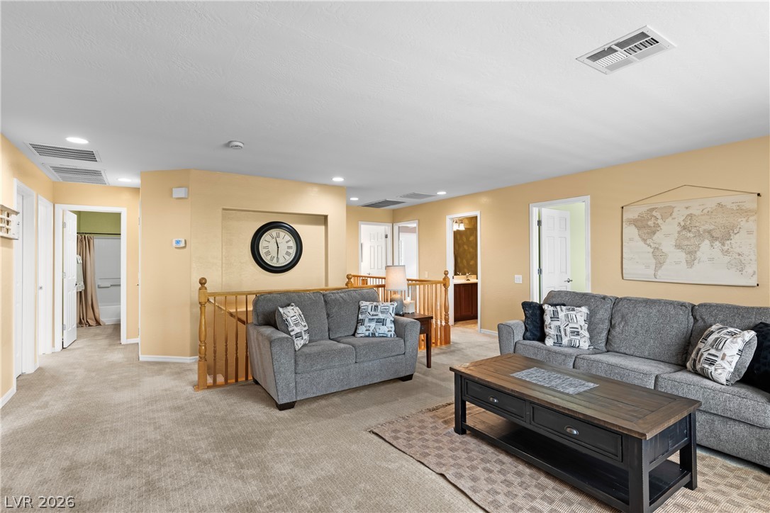 28 Gentilly Lace Avenue Henderson NV 89002