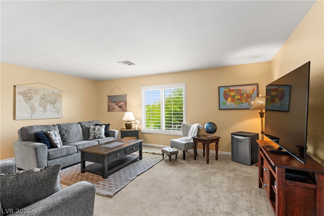 28 Gentilly Lace Avenue Henderson NV 89002