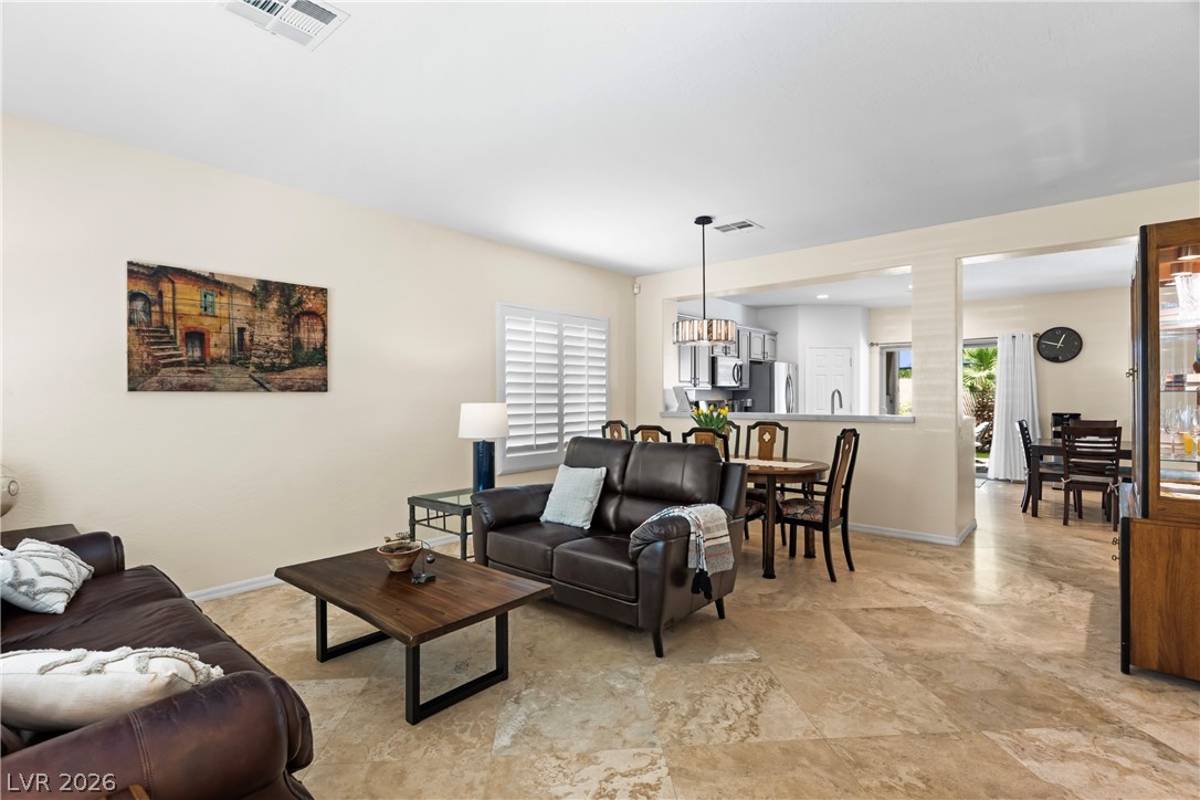 28 Gentilly Lace Avenue Henderson NV 89002