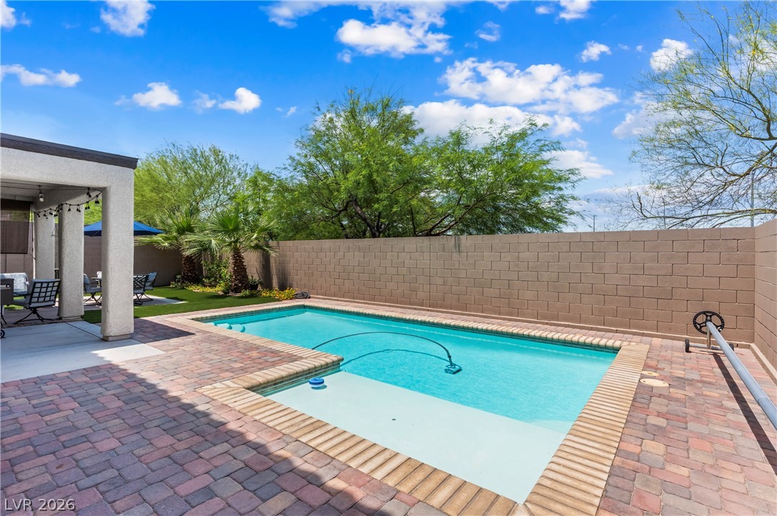 28 Gentilly Lace Avenue Henderson NV 89002