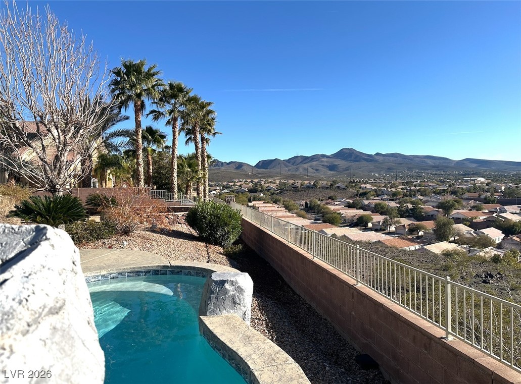 2266 Driftwood Tide Avenue Henderson NV 89052