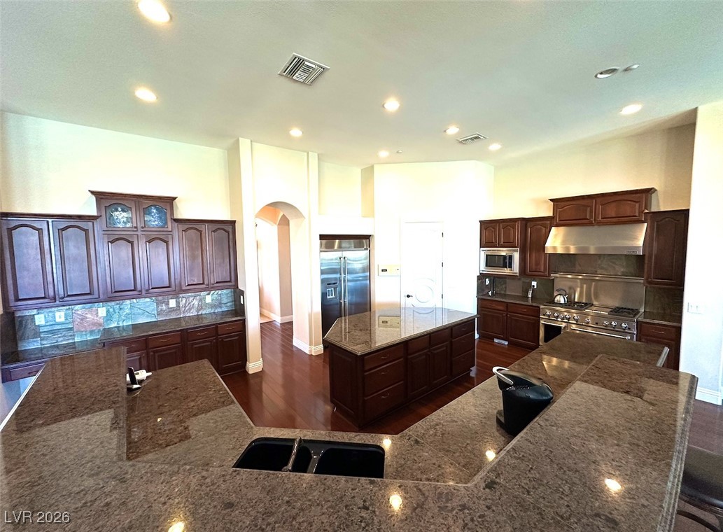 2266 Driftwood Tide Avenue Henderson NV 89052
