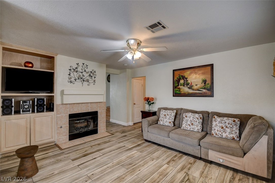 5700 Royal Castle Lane Las Vegas NV 89130