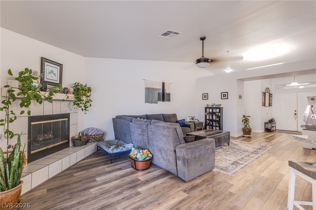 3816 Rocky River Street Las Vegas NV 89130
