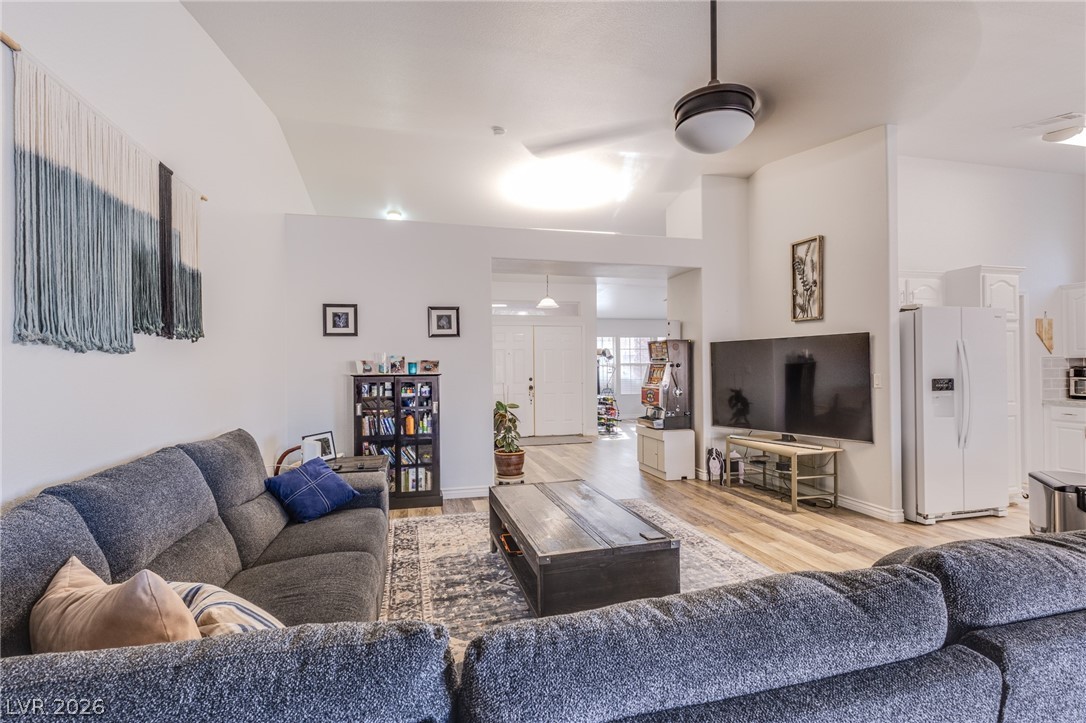 3816 Rocky River Street Las Vegas NV 89130