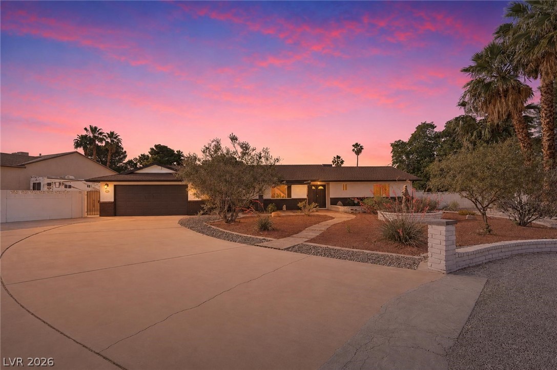 3145 Duneville Street Las Vegas NV 89146