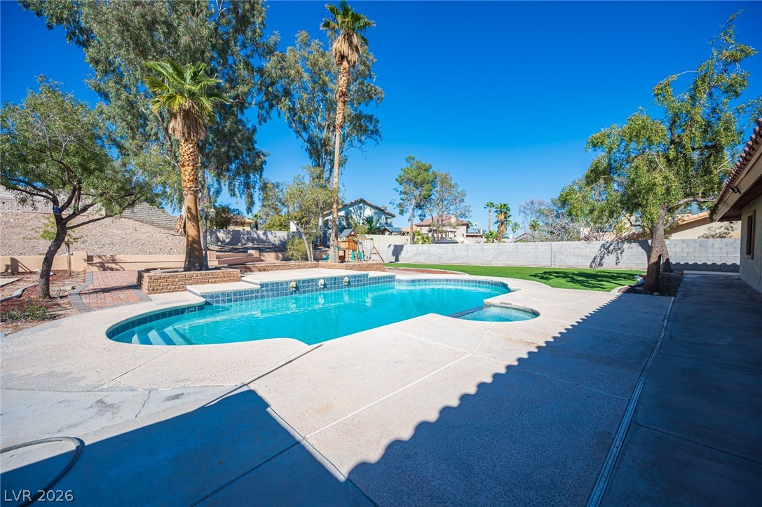 7100 King Solomons Court Las Vegas NV 89117
