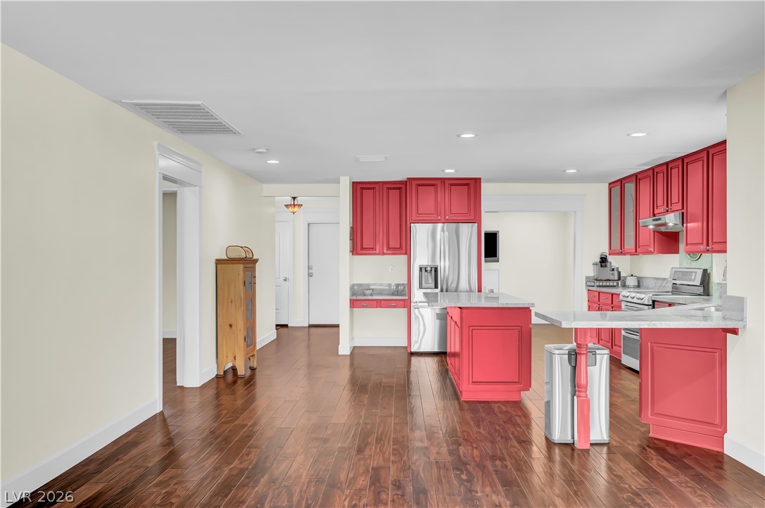 2494 Swan Lane Las Vegas NV 89121